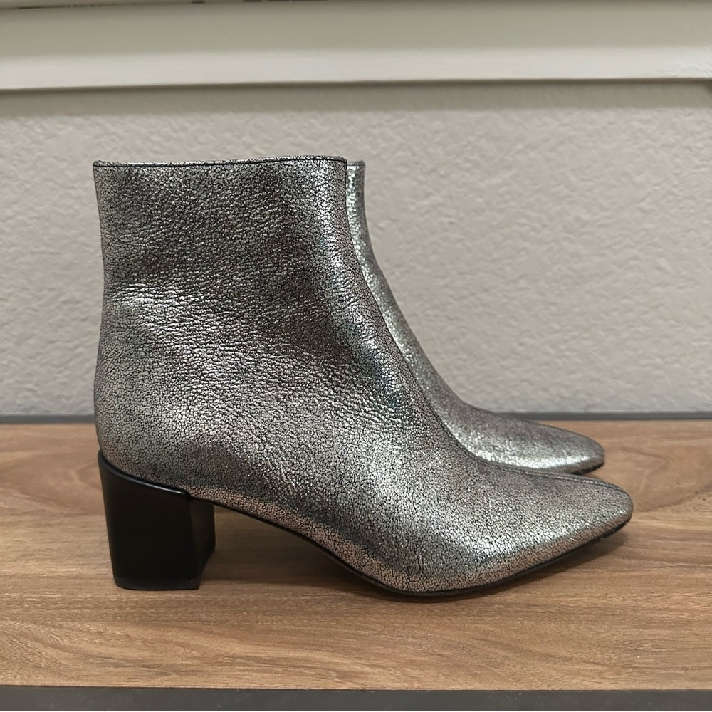 Vince Lanica leather ankle boots metallic silver